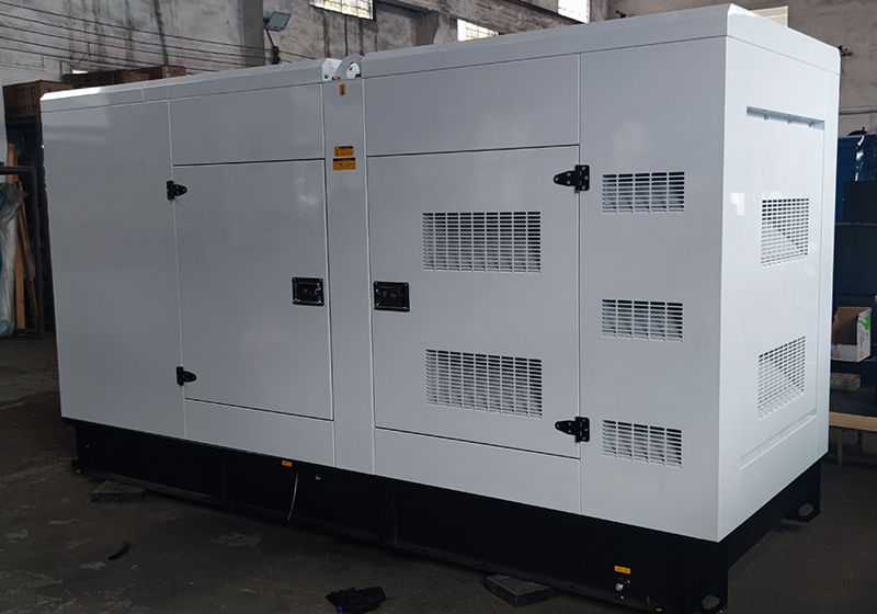 Groupe électrogène silencieux de secours de 220 kVA pour un hôtel en Afrique