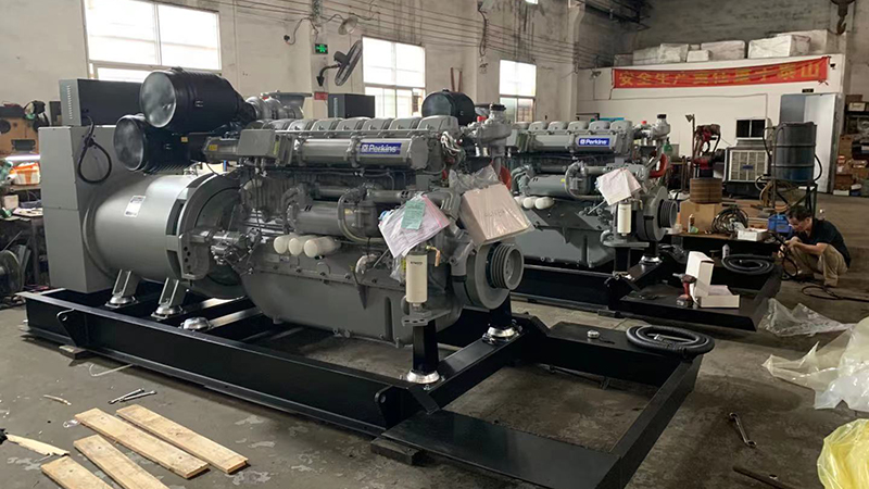 2 groupes électrogènes de secours de 1250 kVA pour un centre commercial en Thaïlande